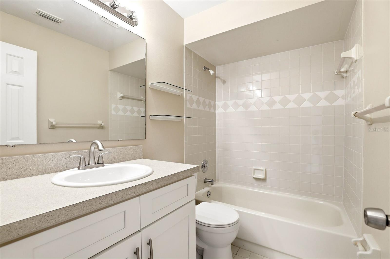 ALAFAYA WOODS PH 16 - Residential