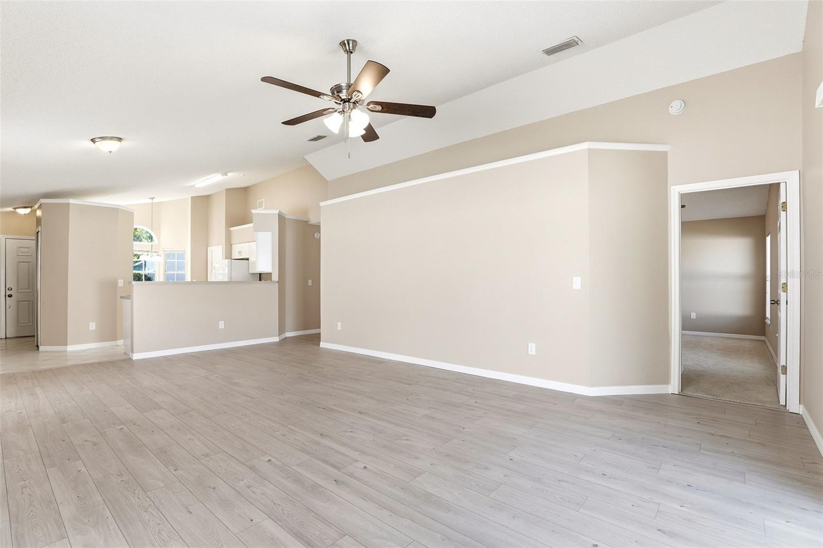 ALAFAYA WOODS PH 16 - Residential