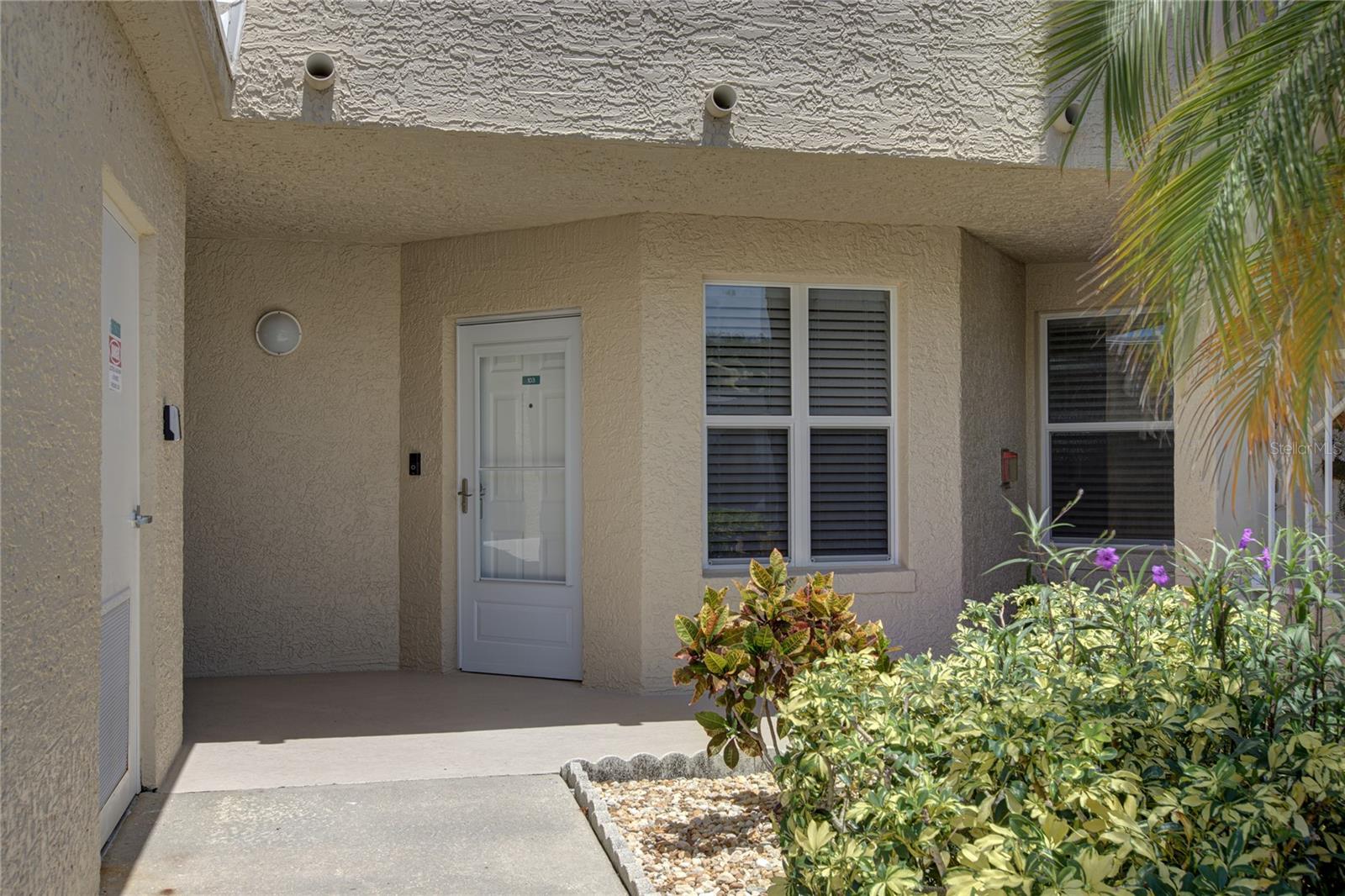 Enter into lushly appointed 2 Bedroom, 2 Bath first floor condo in Bouchelle Island. Upgraded furnishings throughout. Kitchen fully equipped with S/S/ appliances. Living Room leads out to screened Lanai ready to entertain quests with a Margaretta Bar. Master Bedroom with King size bed, Queen size in Guest Bedroom. Master Bath with separate tub and shower. All utilities, including internet and cable included. 6 month rental term.