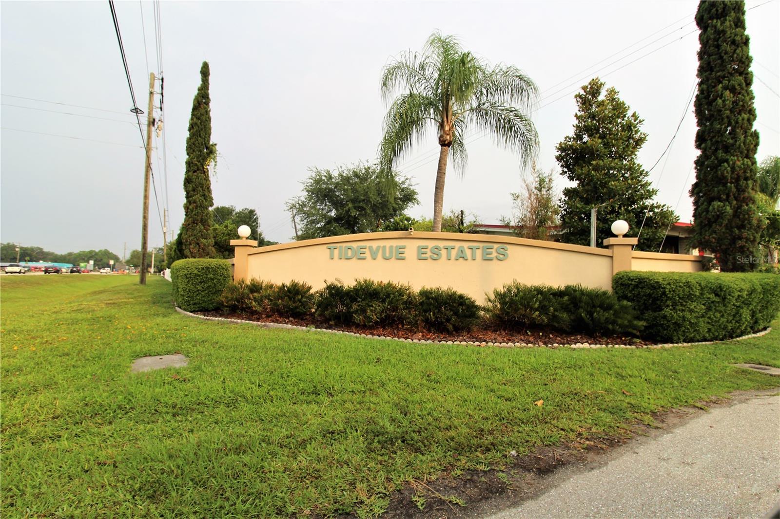 DE SOTO COMMUNITY UNIT ONE - Residential Lease