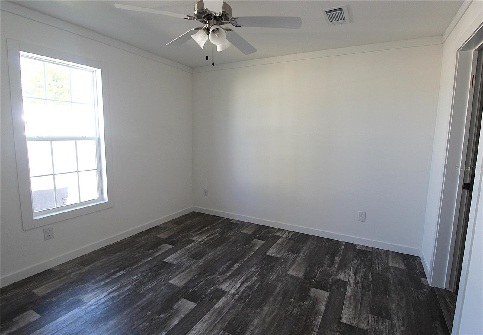 DE SOTO COMMUNITY UNIT ONE - Residential Lease