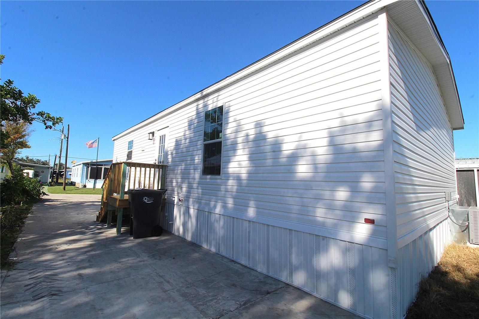 DE SOTO COMMUNITY UNIT ONE - Residential Lease