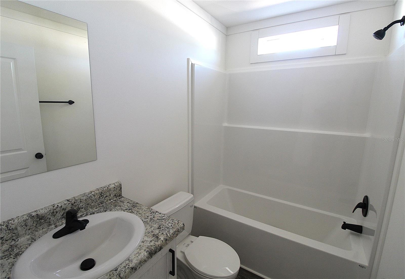 DE SOTO COMMUNITY UNIT ONE - Residential Lease