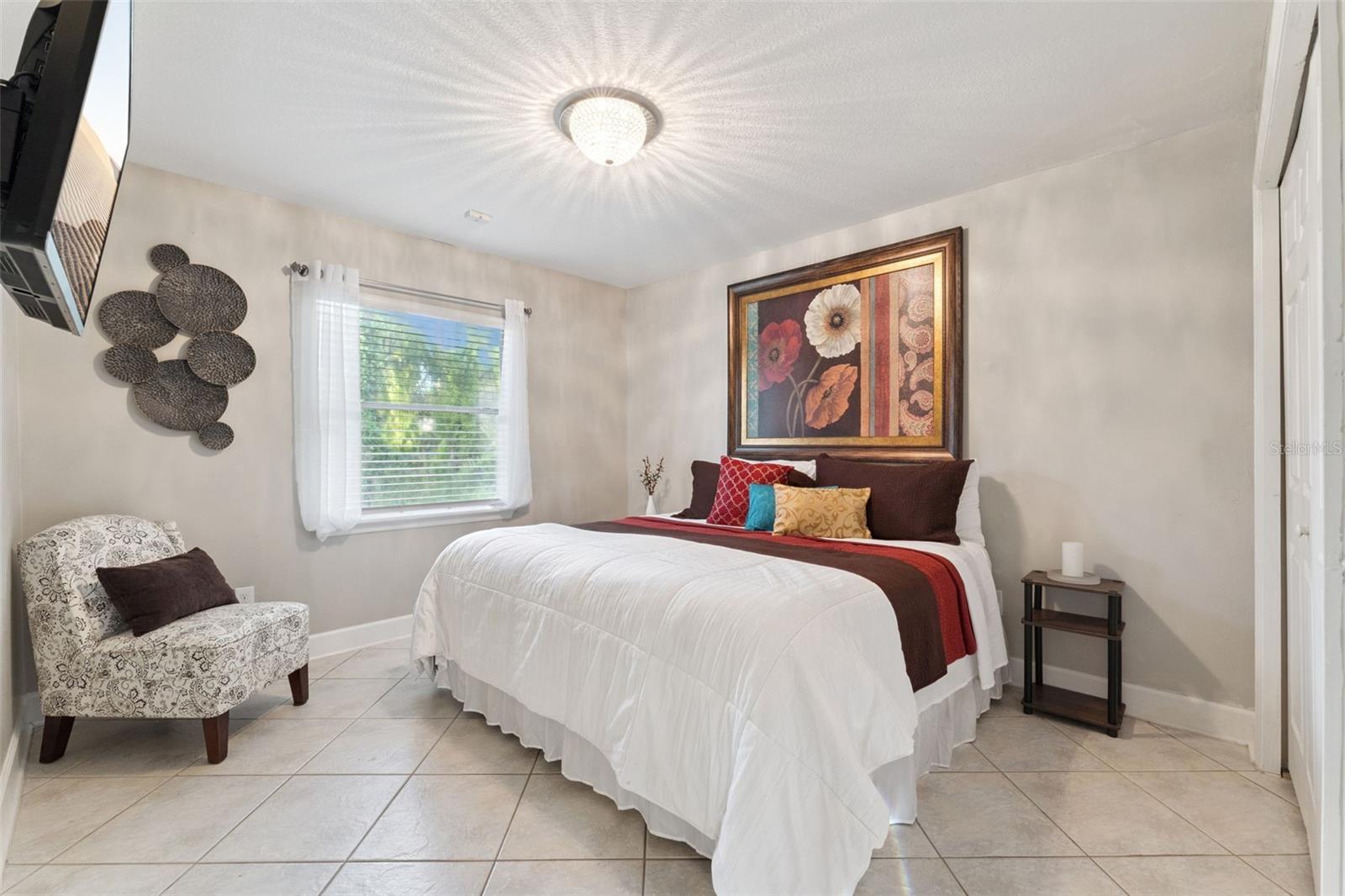 LIVE OAK ESTATES - Residential