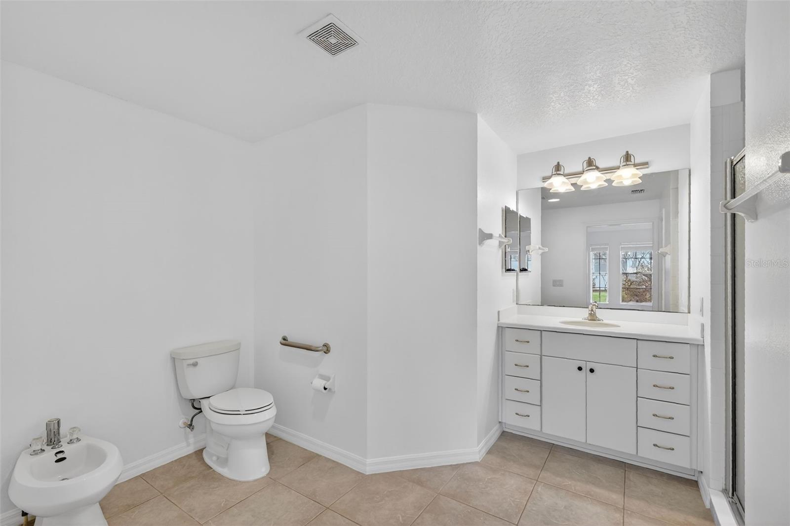 LEESBURG LEGACY LEESBURG UNIT 05 - Residential