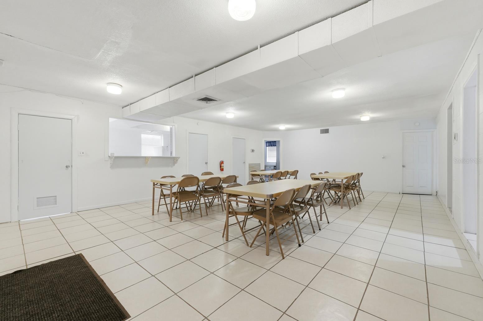 INWOOD - Commercial Sale