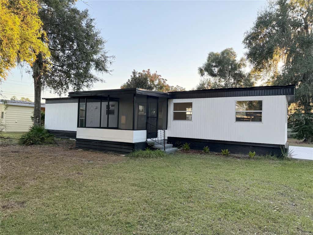 Photo of 82 N Bobwhite Road, Wildwood, FL 34785 (MLS # TB8530452)