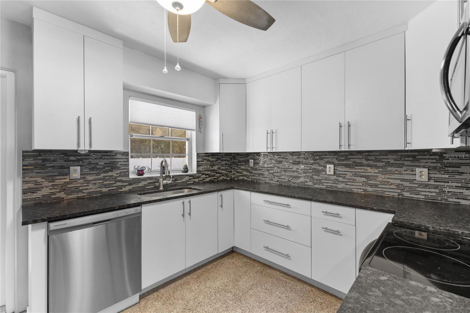 PASADENA ESTATES SEC H - Residential