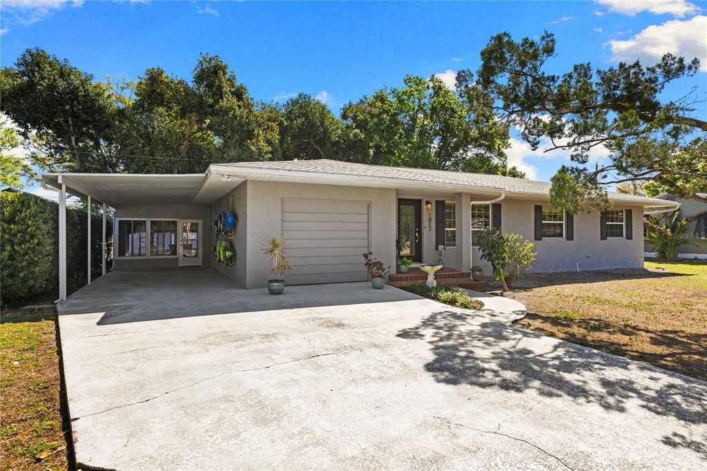 Photo of 1012 Freemont Street S, Gulfport, FL 33707 (MLS # TB8487731)