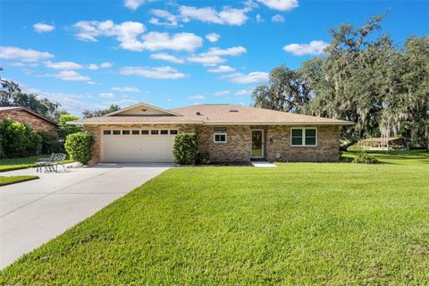 Photo of 5614 E Harbor Drive, Fruitland Park, FL 34731 (MLS # O6325382)