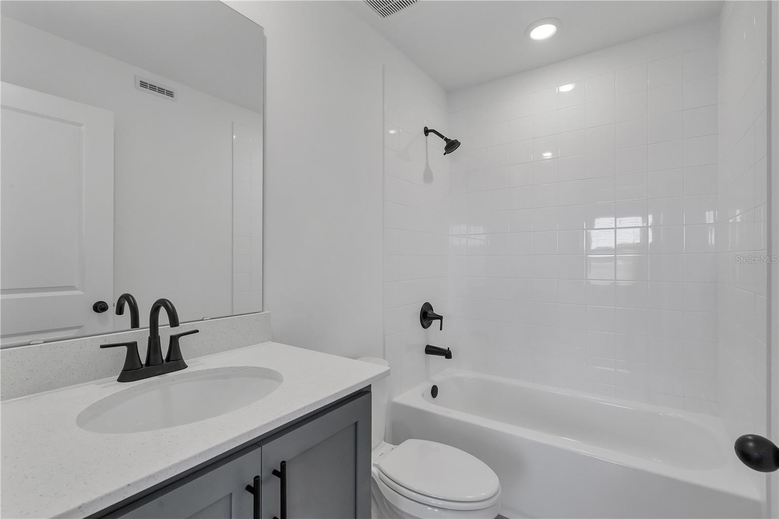 PARKVIEW AT HAMLIN - Residential Lease