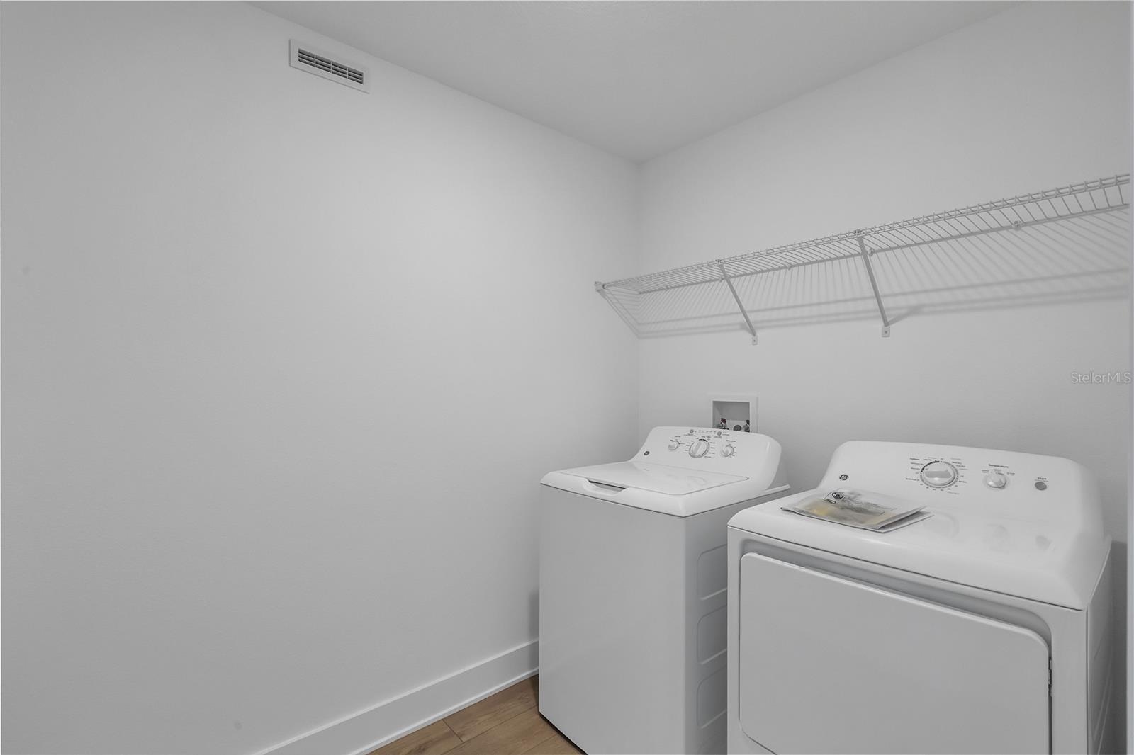 PARKVIEW AT HAMLIN - Residential Lease