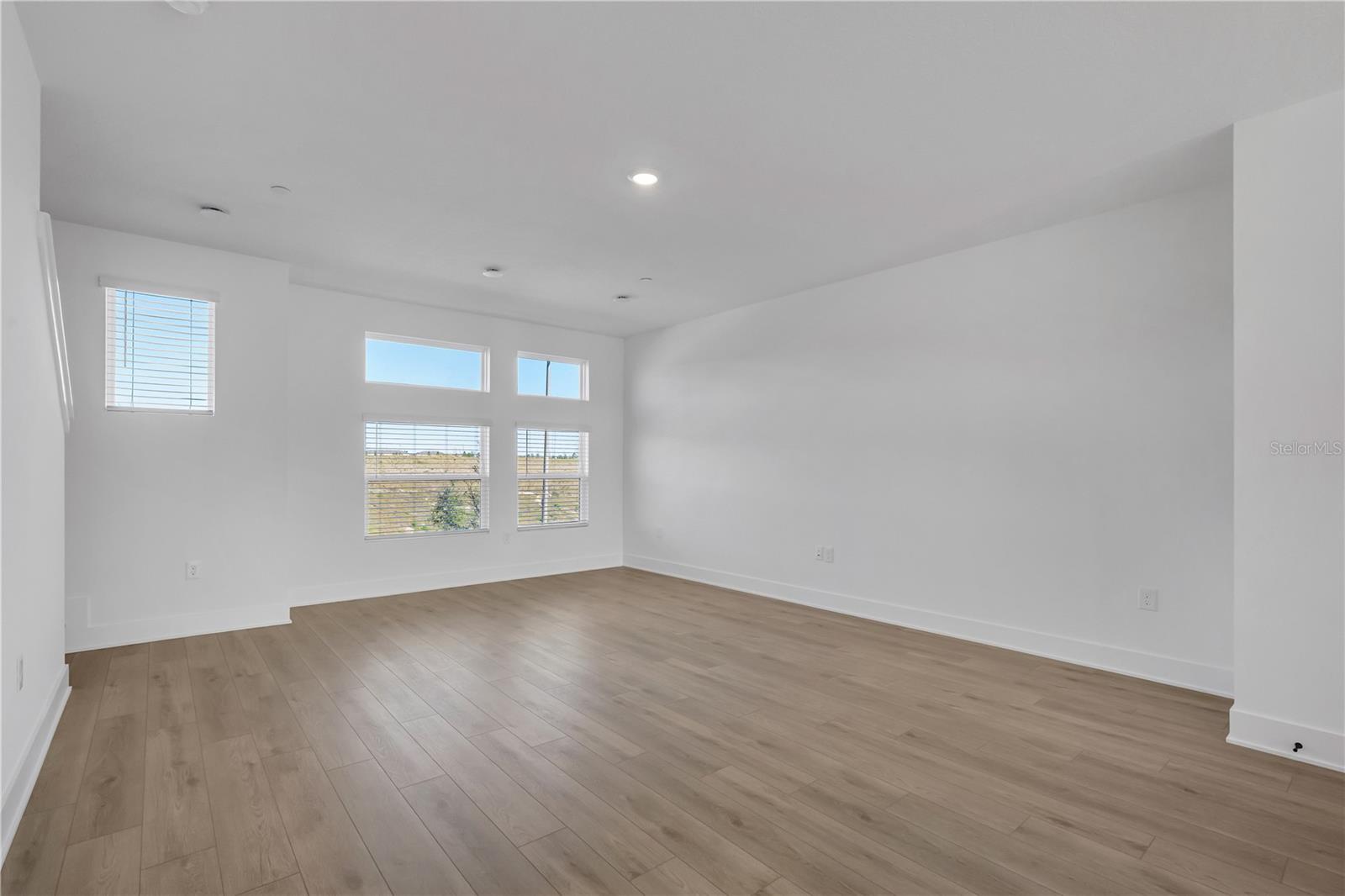 PARKVIEW AT HAMLIN - Residential Lease