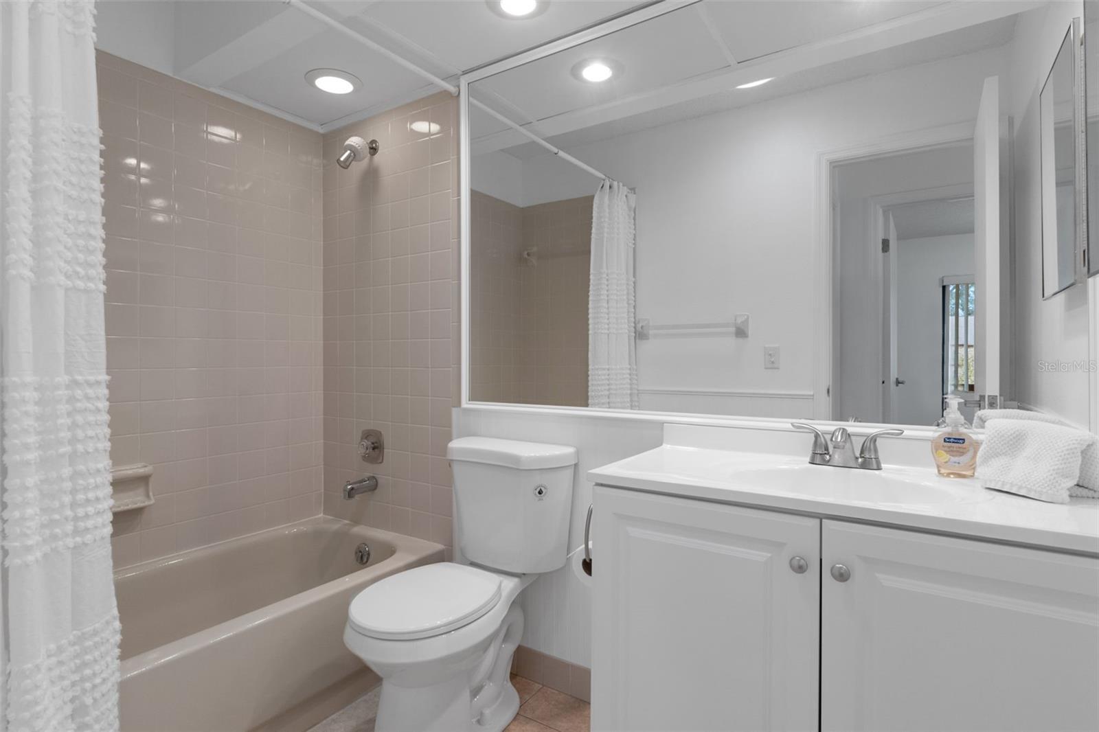 HEATHER WALK - Residential