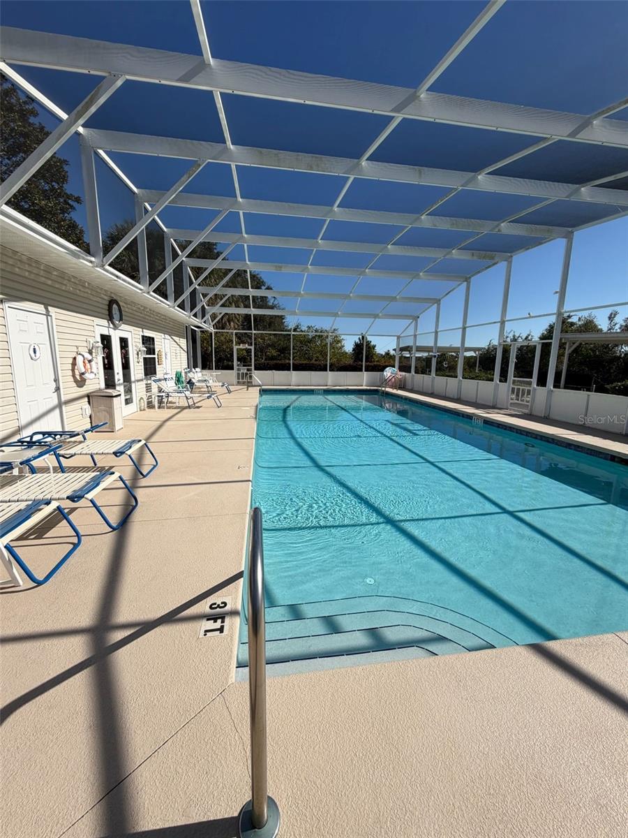 TAVARES LAKE SAUNDERS POINTE LT 01 - Residential