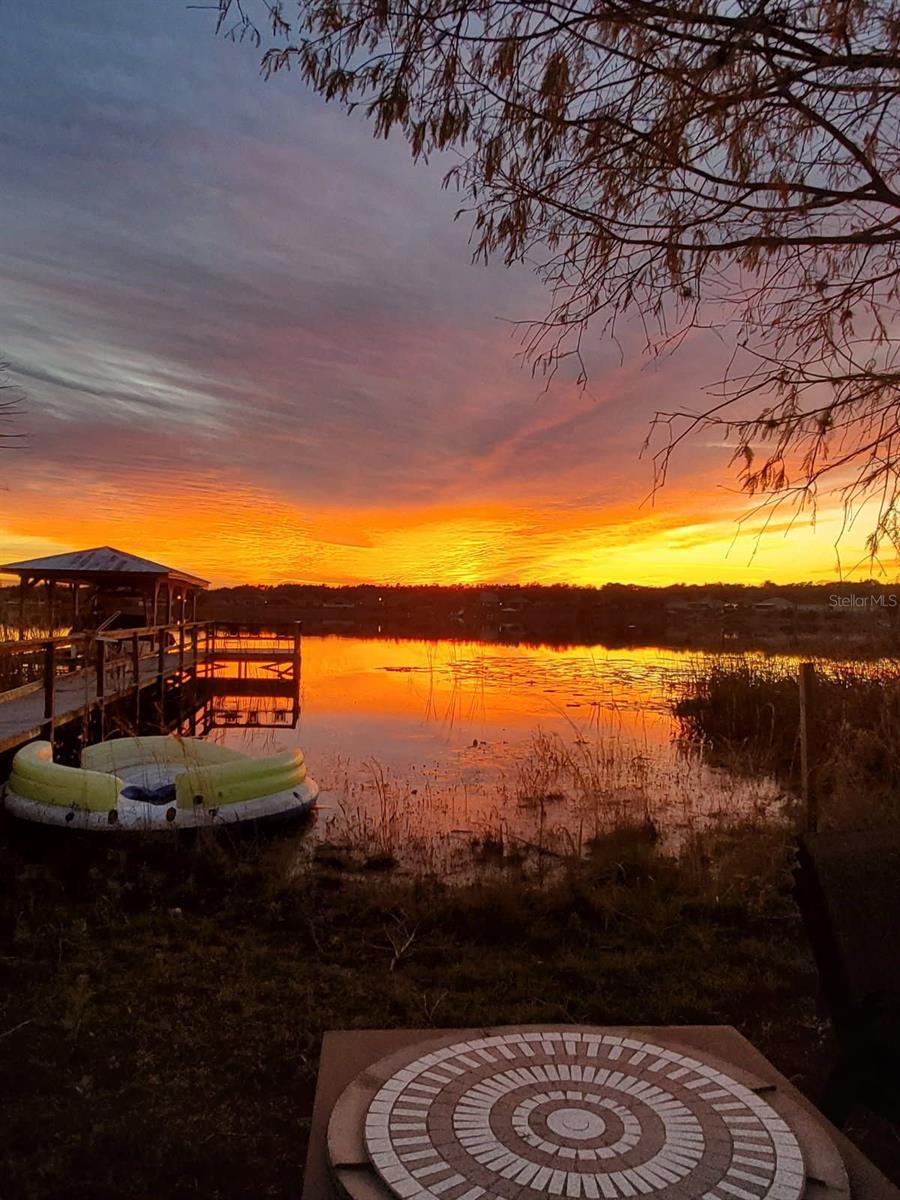 TAVARES LAKE SAUNDERS POINTE LT 01 - Residential