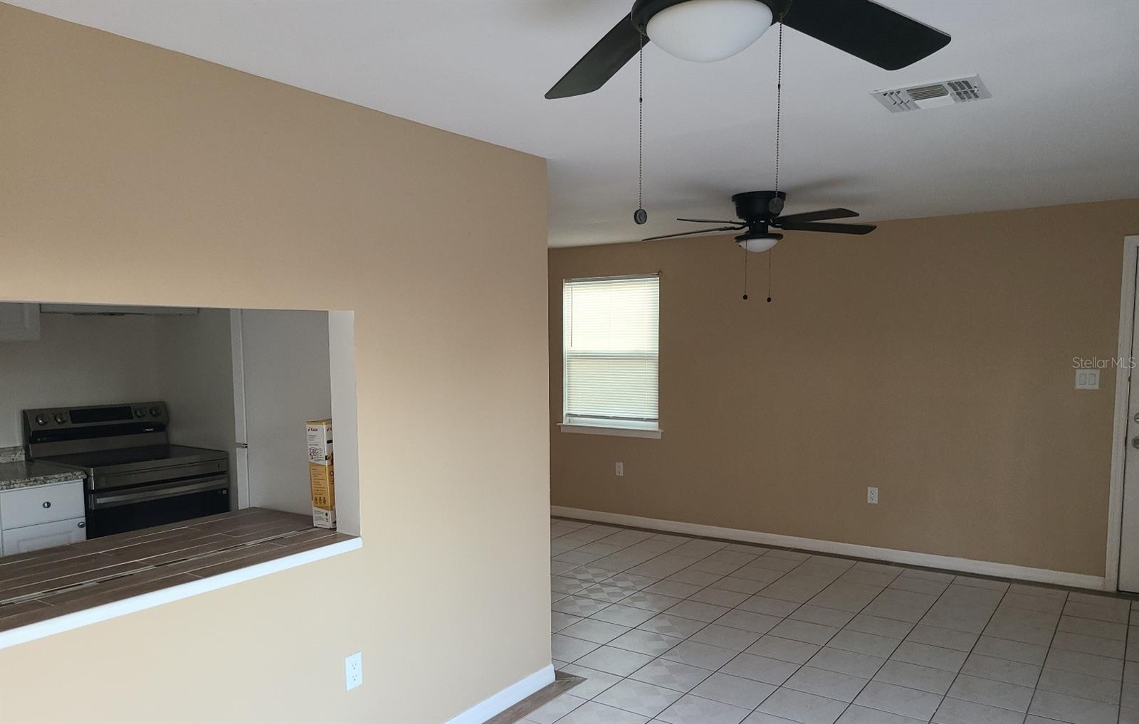 ACORN VILLAGE CONDO PH 05 - Residential