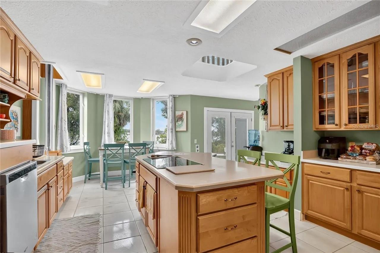 RAVENSBROOK 1ST ADD - Residential