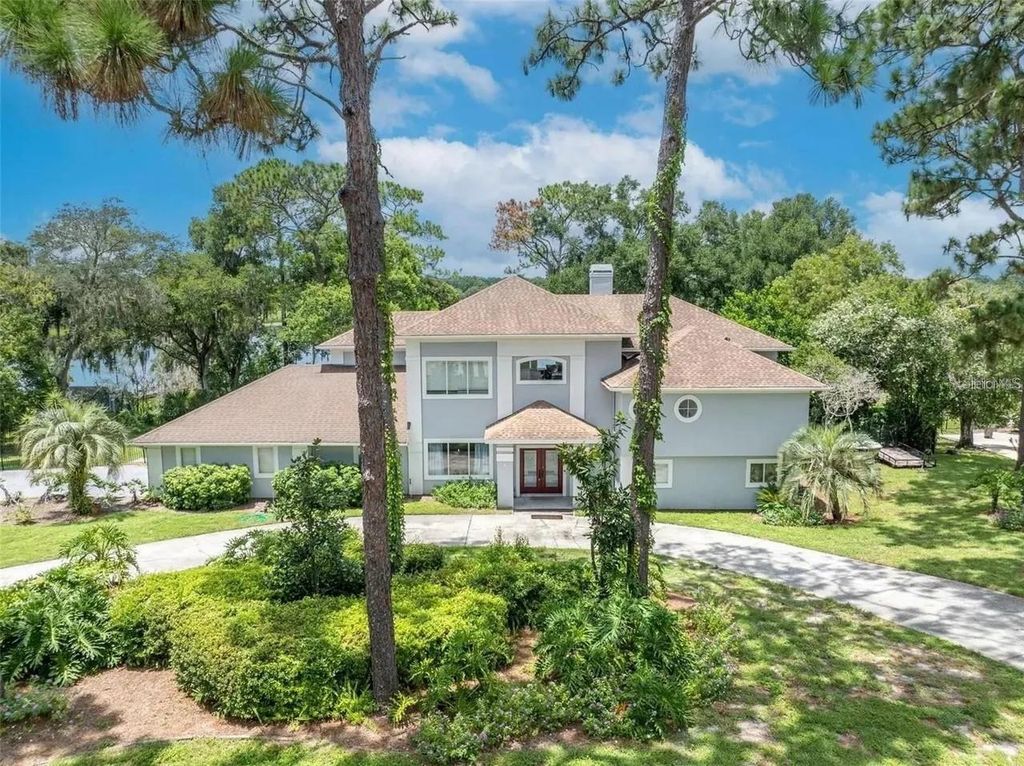 Photo of 9 Stone Gate N, Longwood, FL 32779 (MLS # O6381021)