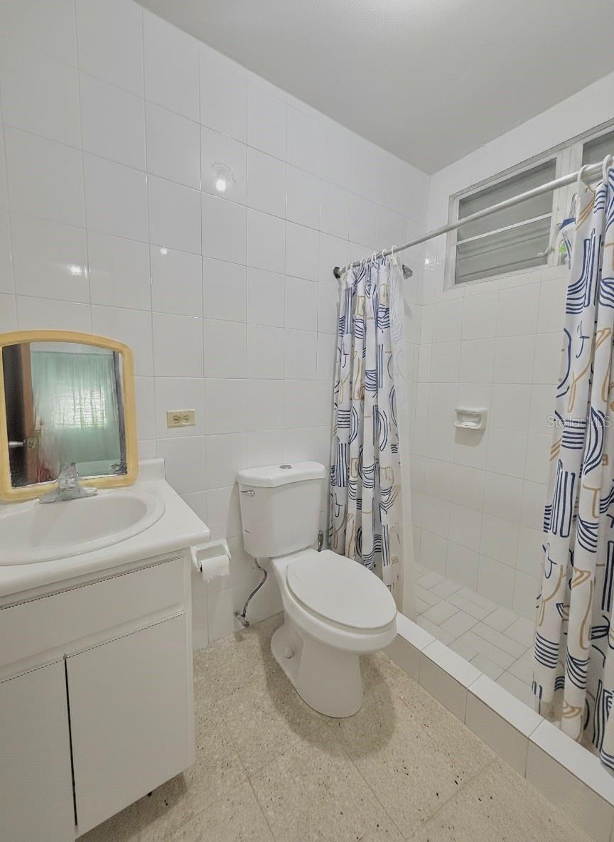 CALETA SALINAS - Residential Income