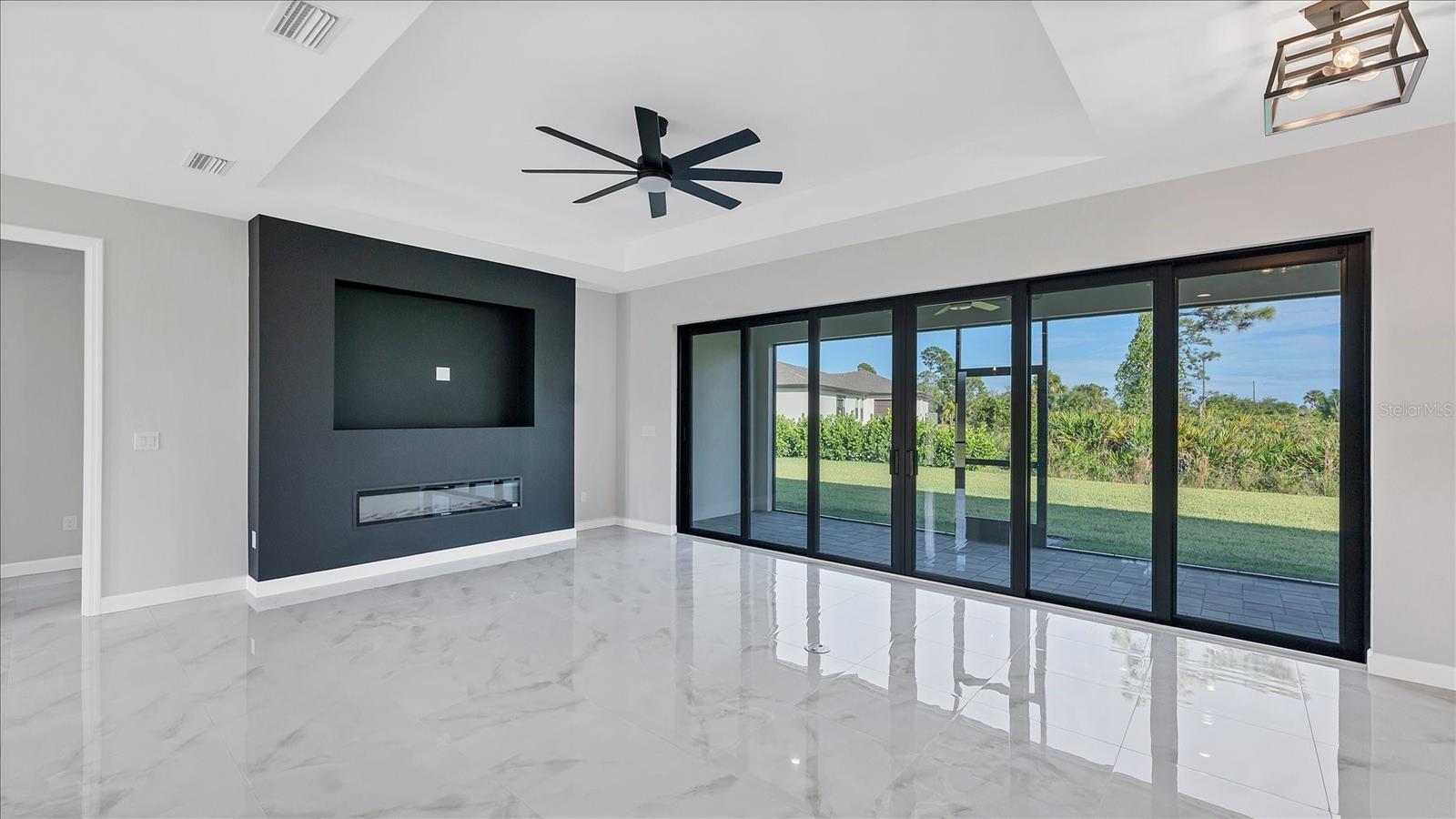 ROTONDA SANDS - Residential