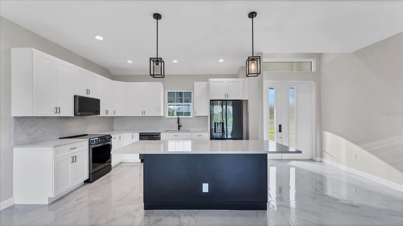 ROTONDA SANDS - Residential