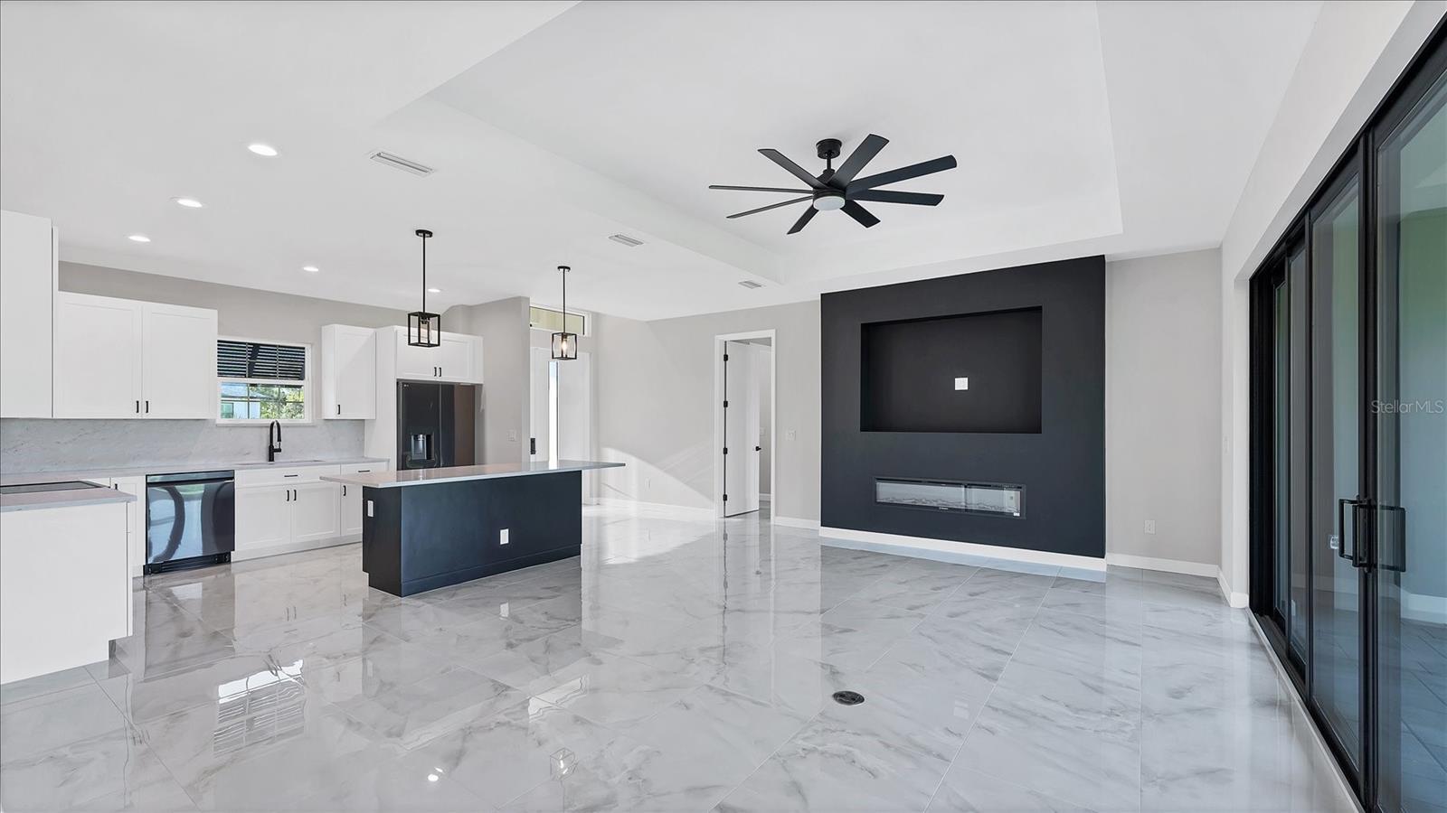 ROTONDA SANDS - Residential