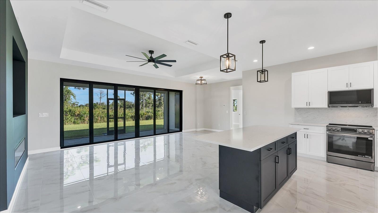 ROTONDA SANDS - Residential