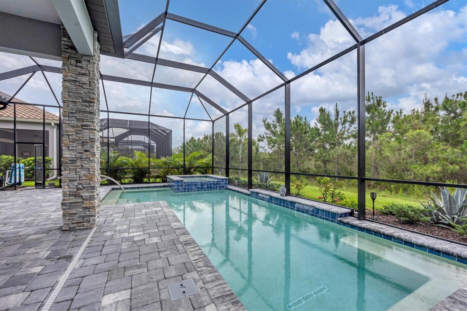 COUNTRY CLUB EAST LAKEWOOD RANCH - Residential