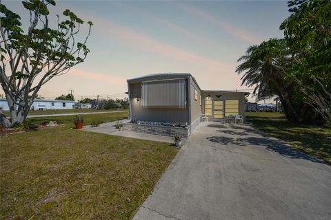 Photo of 1407 Seagull Drive, Englewood, FL 34224 (MLS # D6141326)
