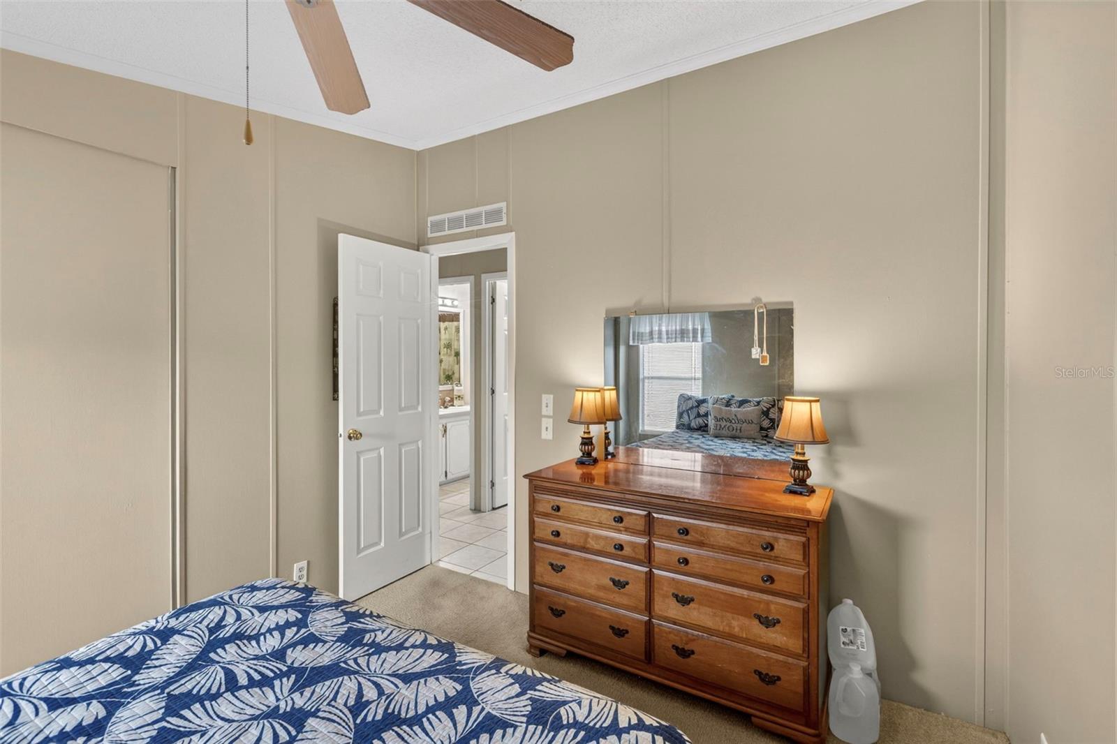 LA CASA MHP CO-OP - Residential