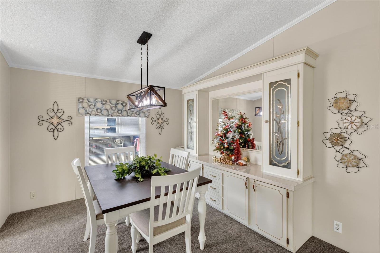 LA CASA MHP CO-OP - Residential