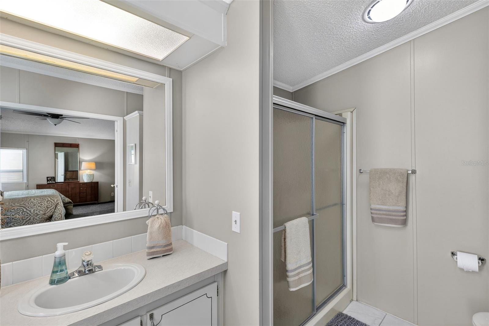 LA CASA MHP CO-OP - Residential