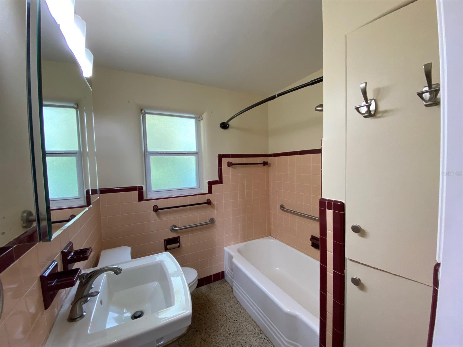 Buena Vista Shores - Residential Lease