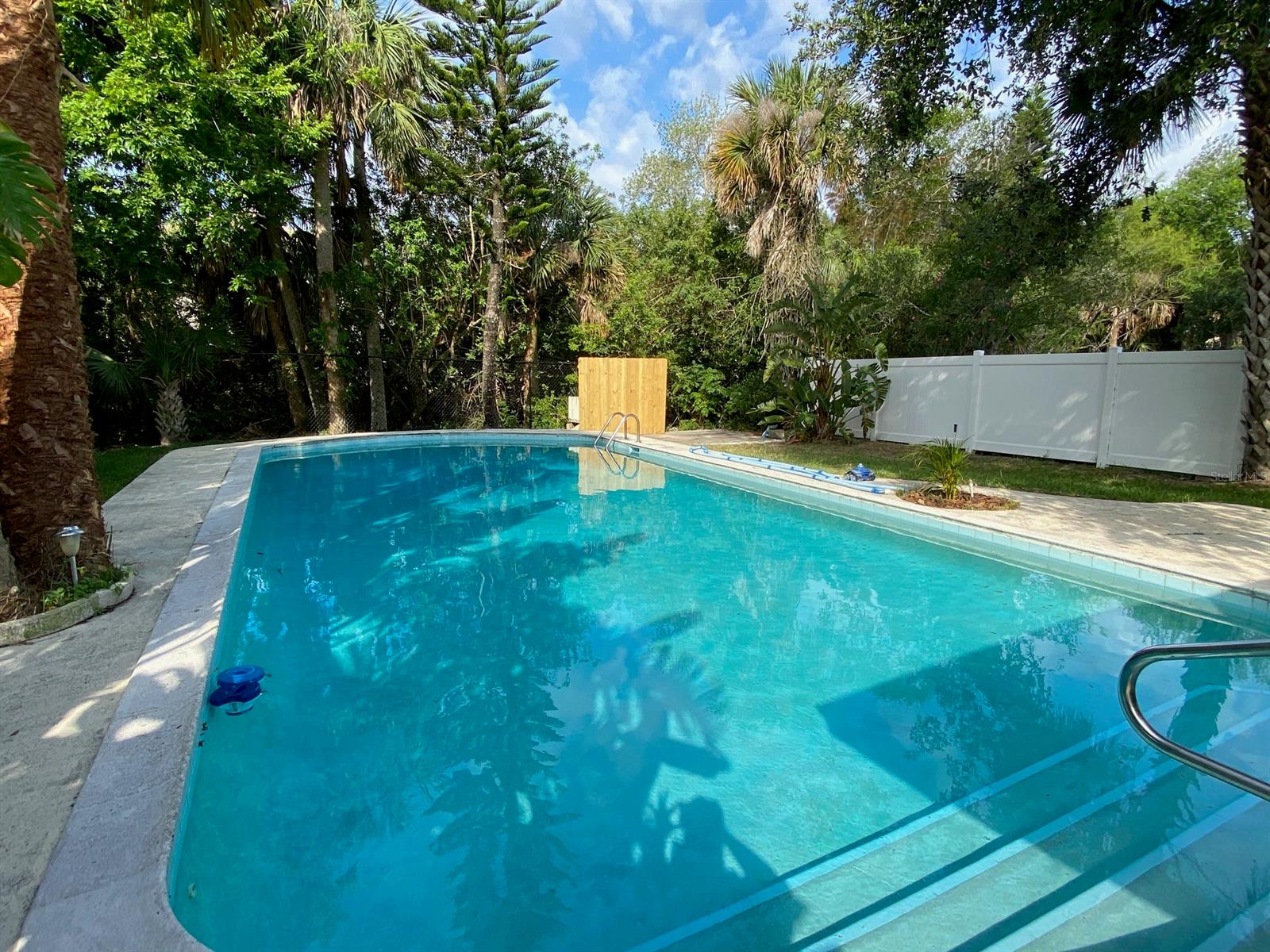 Buena Vista Shores - Residential Lease