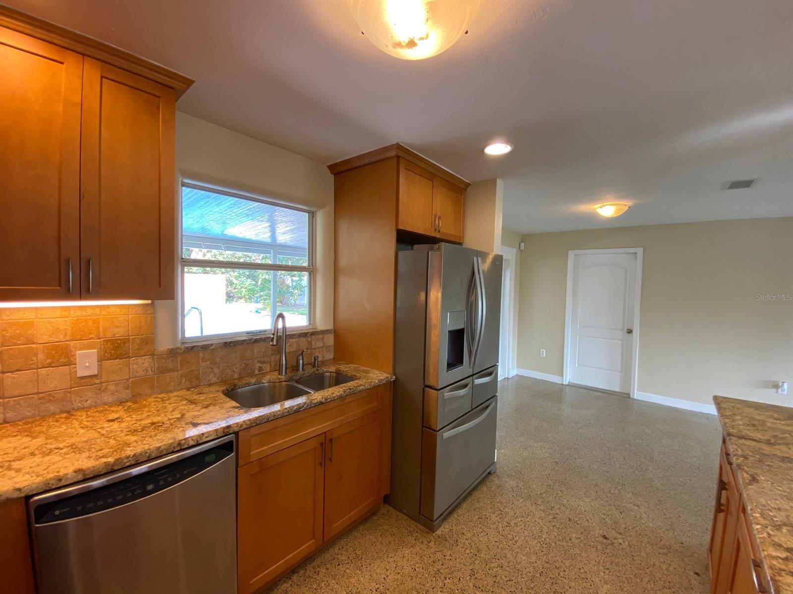 Buena Vista Shores - Residential Lease