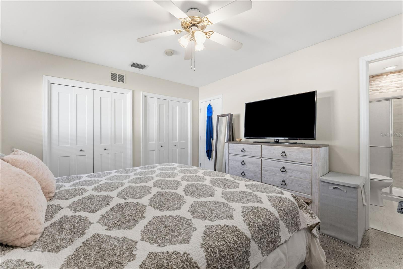BAY CREST PARK UNIT 10 B - Residential