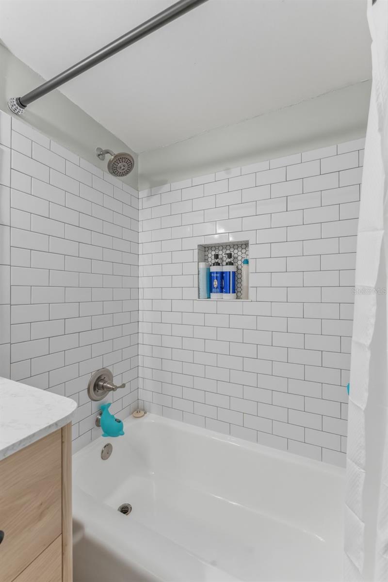 BAY CREST PARK UNIT 10 B - Residential