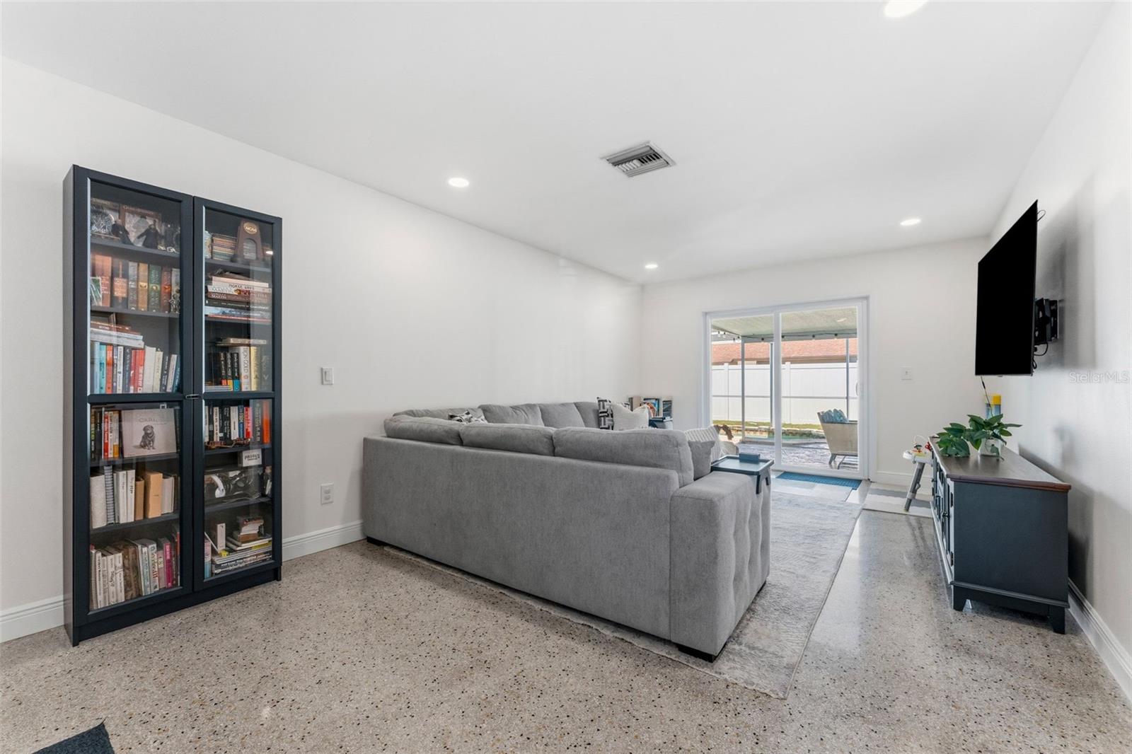 BAY CREST PARK UNIT 10 B - Residential