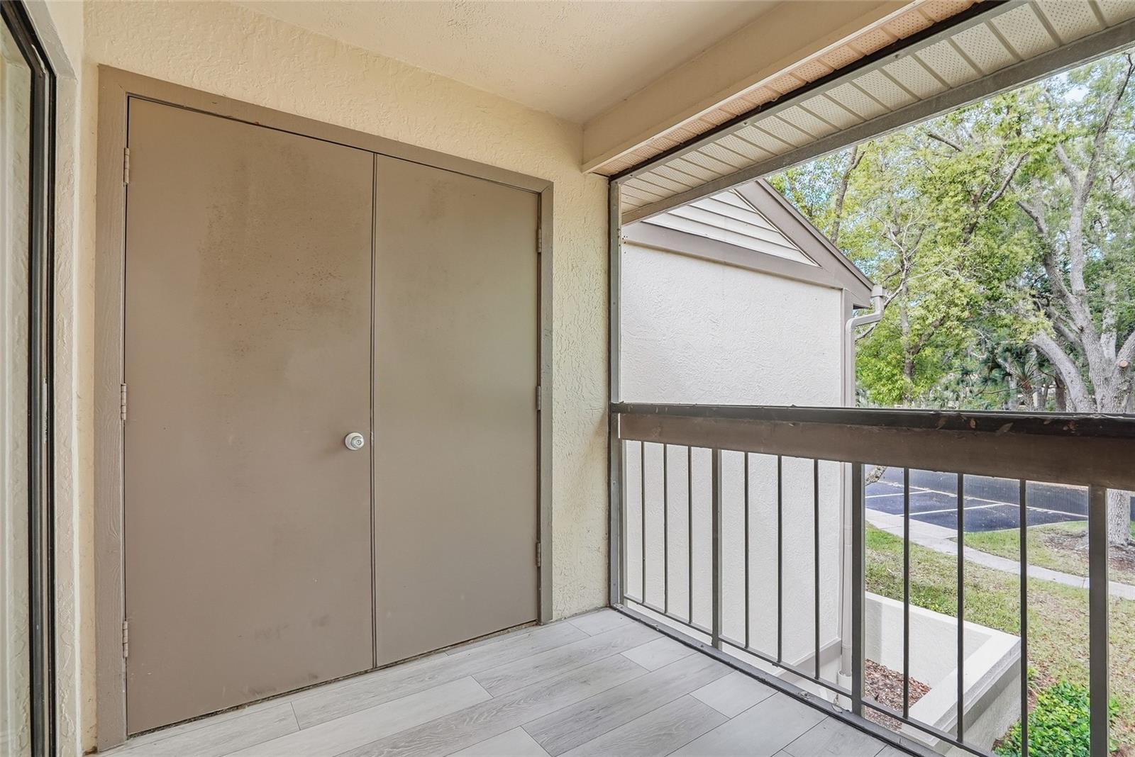 EAST LAKE WOODLANDS WOODLAKE RUN - Residential