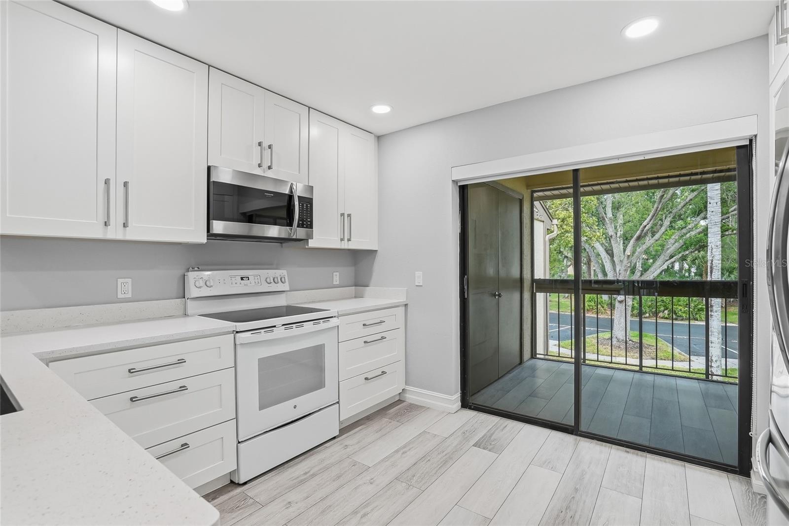 EAST LAKE WOODLANDS WOODLAKE RUN - Residential