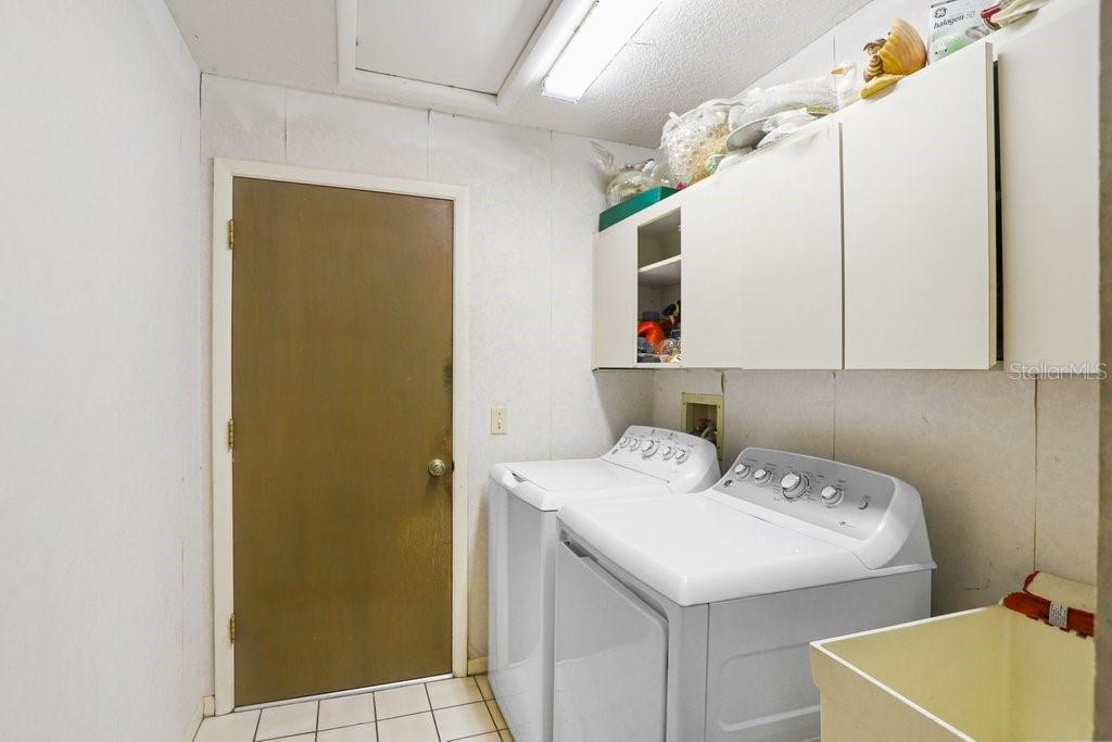 OLD HILLSBOROUGH ESTATES - Residential