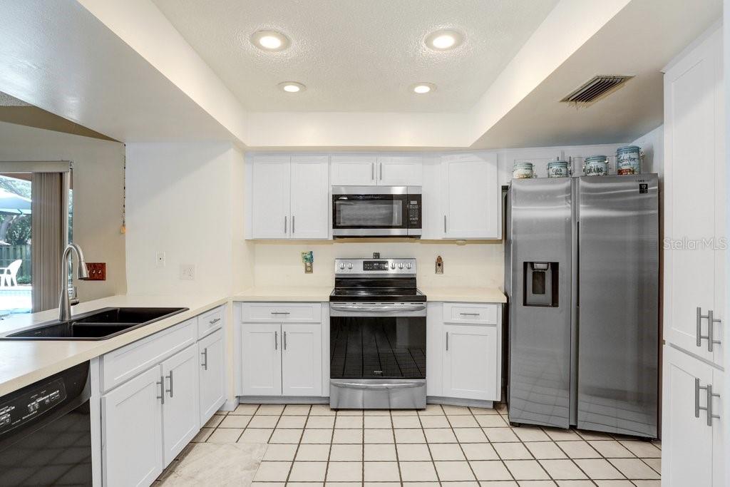 OLD HILLSBOROUGH ESTATES - Residential