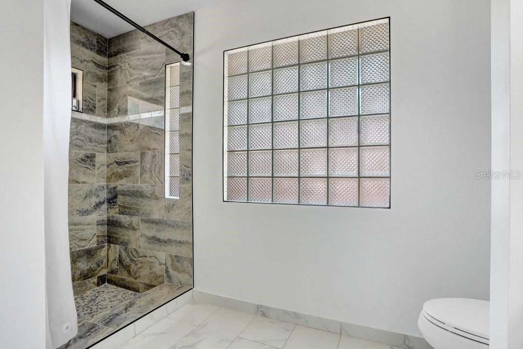 OLD HILLSBOROUGH ESTATES - Residential