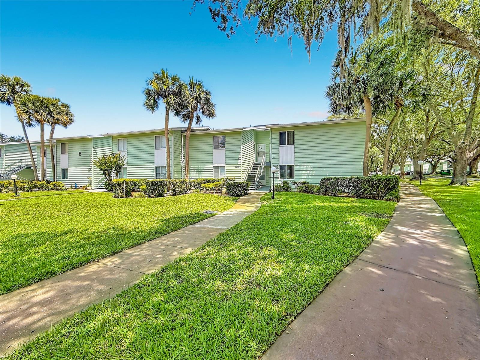 LIVE OAK VILLAGE CONDO - Residential