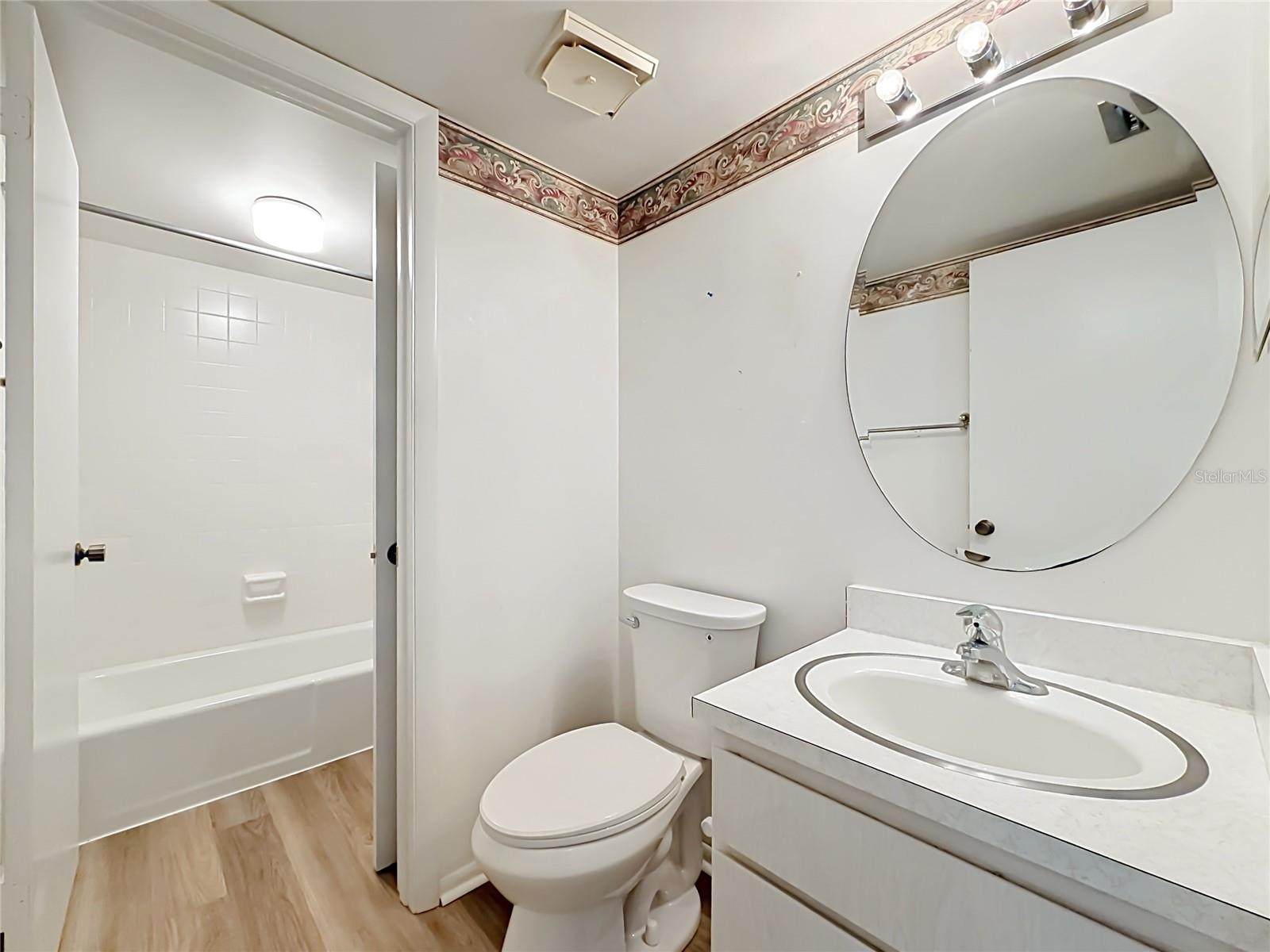 LIVE OAK VILLAGE CONDO - Residential