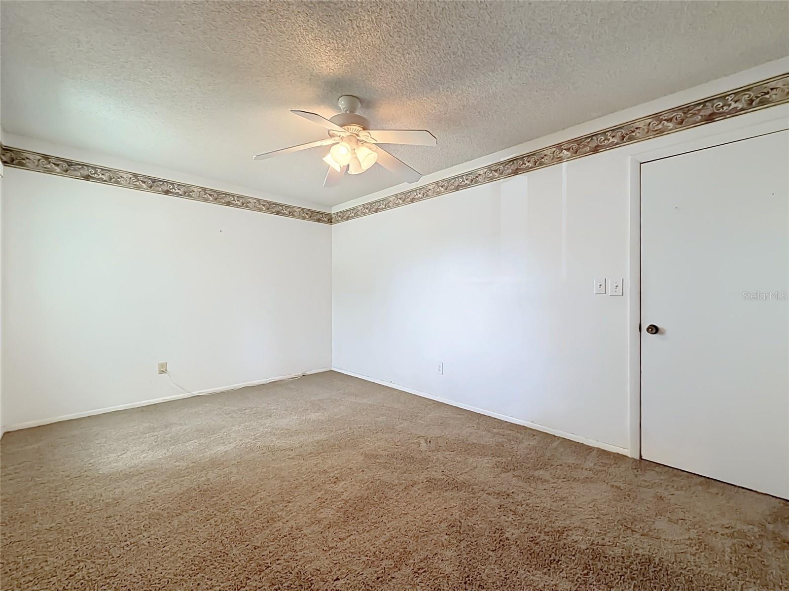 LIVE OAK VILLAGE CONDO - Residential