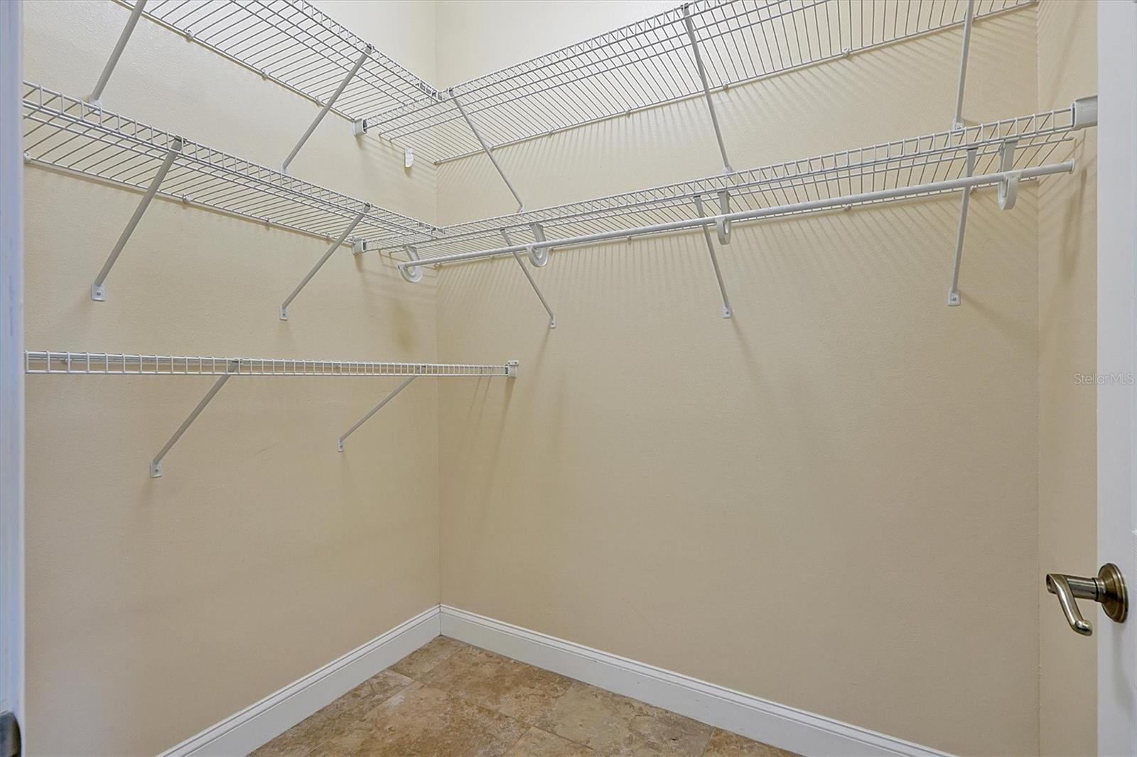 WINNERS PARK - Residential Lease