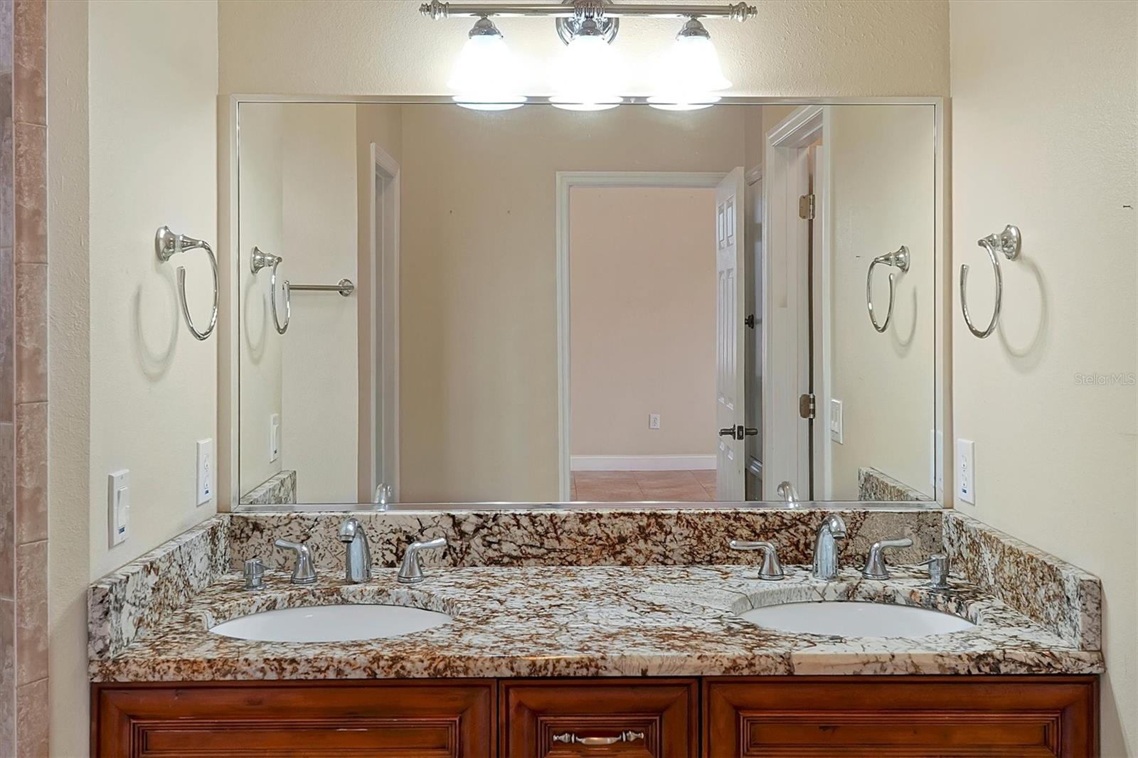 WINNERS PARK - Residential Lease