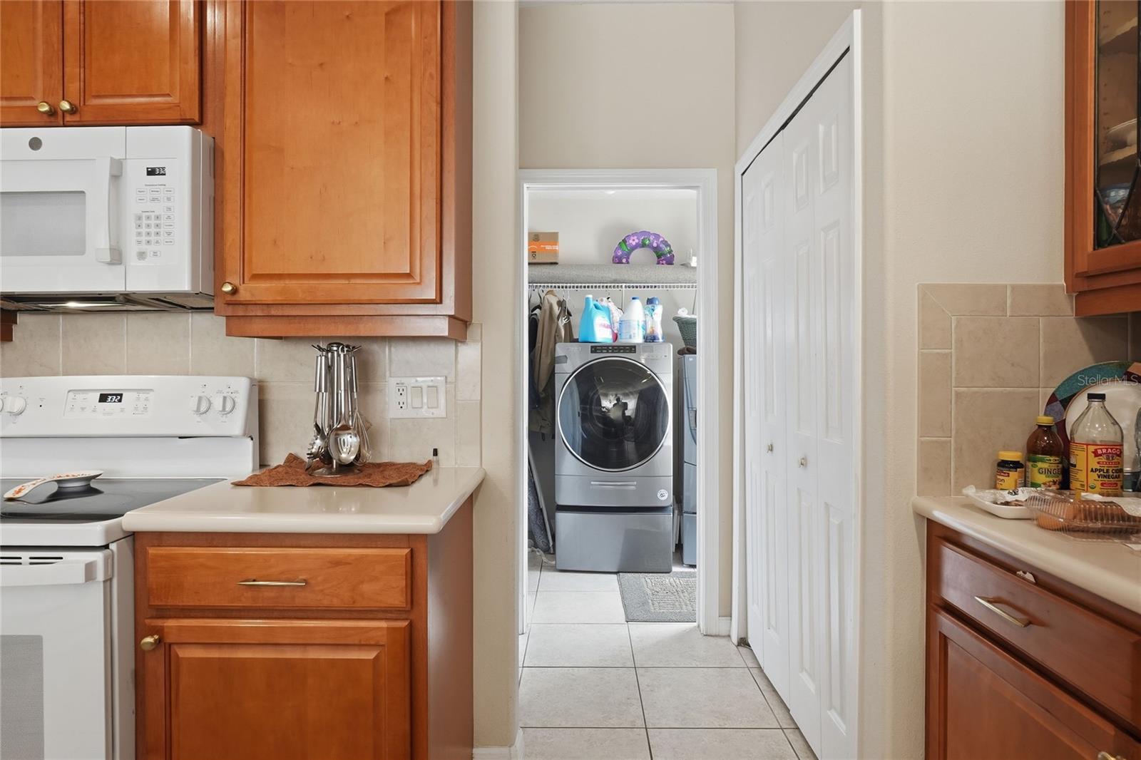 GLADES/SYLVAN LAKE PH 02 - Residential